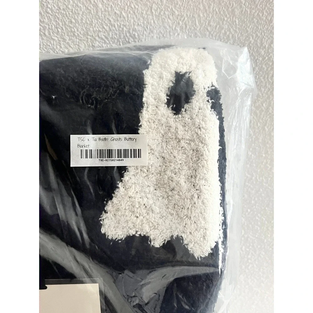 Rare TSC x Tia Booth Collab Ghosts Buttery Blanket Black/White Soft Throw